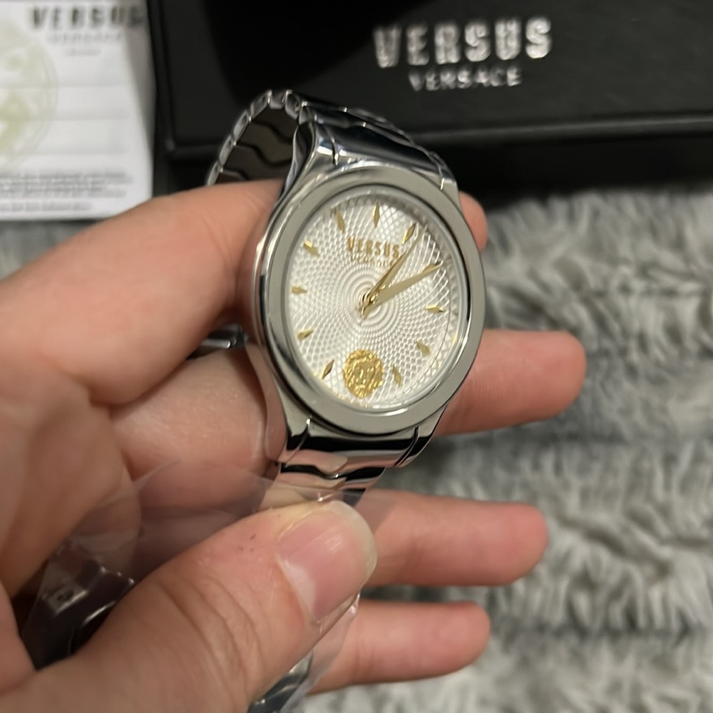 Versus Versace Watch - image 5